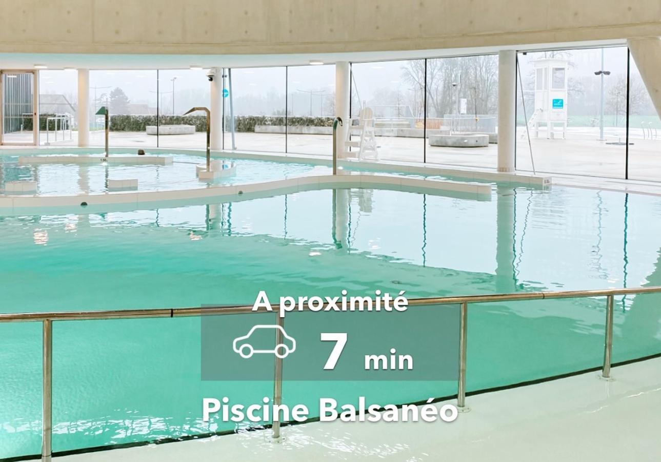 Le Terracotta ⸱ Stationnement Gratuit ⸱ Fibre Apartman Déols Kültér fotó